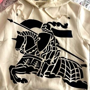 Burberry hoodie 100% cotton like new condition